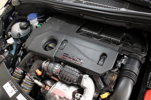PEUGEOT  208  e-HDI FAP 115  84 KW  Leistungskit mit TÜV